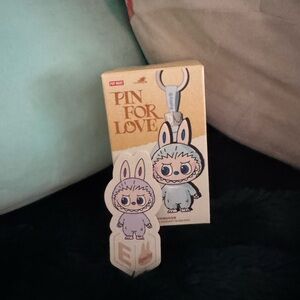Popmart PIN FOR LOVE LABUBU CONFIRMED E